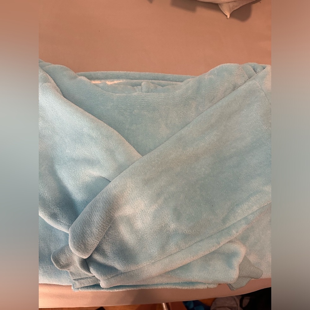 Oversized blanket hoodie